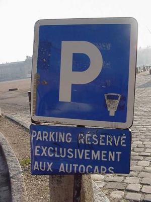 Versailles - Parking Entrance
